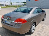 Gebraucht Ford Focus Cabriolet 101 PS (74 kW) 2009 Braun Cabrio