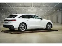 Gebraucht Audi A5 Sport 299 PS (219 kW) 2025 Gletscherweiß metallic Kombi
