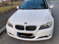 Gebraucht BMW 318 143 PS (105 kW) 2010 Weiß Limousine