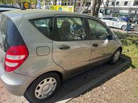 Gebraucht Mercedes A180 Elegance 109 PS (80 kW) 2007 Grau Van / Kleinbus