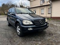Gebraucht Mercedes ML270 163 PS (119 kW) 2003 Schwarz SUV