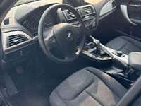 Gebraucht BMW 116 116 PS (85 kW) 2016 Schwarz Kleinwagen