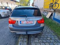 Gebraucht BMW 320 177 PS (130 kW) 2008 Grau Kombi