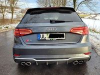 Gebraucht Audi S3 Sport 300 PS (220 kW) 2019 Grau Limousine
