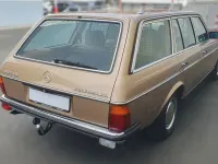 Gebraucht Mercedes 300 125 PS (91 kW) 1981 Gold Limousine