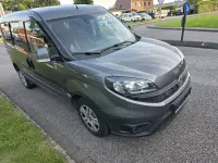 Gebraucht Fiat Doblò 101 PS (74 kW) 2022 Colore esterno (grau (met)) Van / Kleinbus