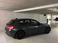 Gebraucht BMW 118 Advantage 136 PS (100 kW) 2015 Grau Kleinwagen