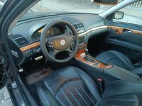Gebraucht Mercedes E320 224 PS (164 kW) 2007 Schwarz Limousine