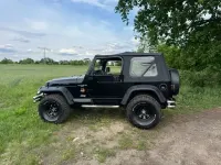 Gebraucht Jeep Wrangler Sahara 177 PS (130 kW) 1998 Schwarz SUV