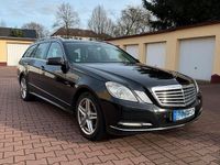 Gebraucht Mercedes E220 170 PS (125 kW) 2011 Schwarz Kombi