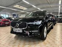Gebraucht Volvo XC60 Momentum 197 PS (144 kW) 2022 Onyx black / metallic SUV