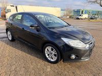 Gebraucht Ford Focus Trend 95 PS (69 kW) 2011 Schwarz Limousine
