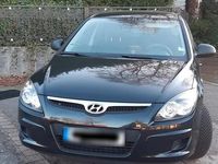 Gebraucht Hyundai i30 109 PS (80 kW) 2009 Schwarz Kleinwagen