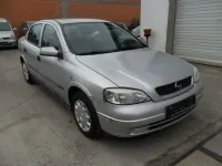 Gebraucht Opel Astra Elegance 101 PS (74 kW) 1999 Silber Limousine