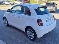 Gebraucht Fiat 500e Action 69 kW (95 PS) 2022 Arktis weiß Kleinwagen