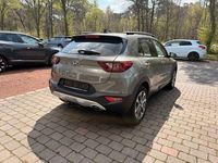 Gebraucht Kia Stonic Platinum Edition 120 PS (88 kW) 2019 Grün SUV