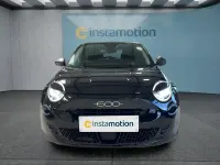 Gebraucht Fiat 600 101 PS (74 kW) 2025 Schwarz Kleinwagen