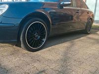 Gebraucht Mercedes E220 150 PS (110 kW) 2004 Blau Limousine