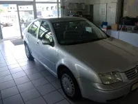 Gebraucht VW Bora Comfortline 102 PS (75 kW) 2000 Silber Limousine