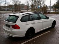 Gebraucht BMW 318 143 PS (105 kW) 2010 Weiß Kombi