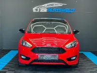 Gebraucht Ford Focus ST-Line 140 PS (102 kW) 2018 Rot Limousine
