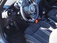 Gebraucht Mini Cooper 136 PS (100 kW) 2019 Grau Kleinwagen