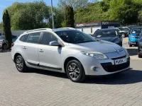 Gebraucht Renault Mégane III Expression 110 PS (80 kW) 2011 Silber Limousine