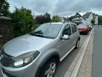 Gebraucht Dacia Sandero Stepway 84 PS (61 kW) 2011 Grau Limousine
