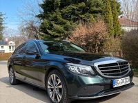 Gebraucht Mercedes C220 Exclusive 194 PS (142 kW) 2018 Grün Kombi