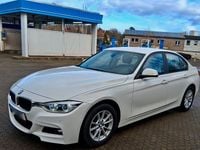 Gebraucht BMW 318 Advantage 150 PS (110 kW) 2017 Weiß Limousine