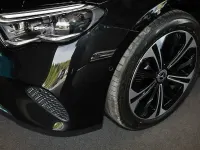Gebraucht Mercedes E300 Avantgarde 197 PS (144 kW) 2025 Metalliclack obsidianschwarz Kombi