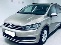 Gebraucht VW Touran Comfortline 116 PS (85 kW) 2018 Gold Van / Kleinbus