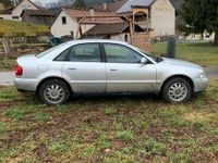 Gebraucht Audi A4 125 PS (91 kW) 2000 Silber Limousine