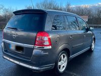 Gebraucht Opel Zafira OPC 125 PS (91 kW) 2011 Grau Van / Kleinbus