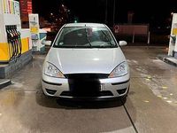 Usata Ford Focus 75 CV (55 kW) 2004 Argento Utilitaria