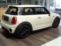 Gebraucht Mini Cooper 102 PS (75 kW) 2020 Weiß Kleinwagen