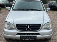 Używany Mercedes ML430 272 KM (200 kW) 2000 Szary SUV