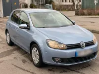 Gebraucht VW Golf VI Team 122 PS (89 kW) 2010 Blau Kleinwagen