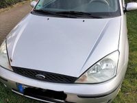Second-hand Ford Focus 100 CP (73 kW) 2005 Argintiu Hatchback