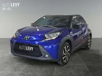 Gebraucht Toyota Aygo X Basis 72 PS (52 kW) 2024 Juniper blue metallic/ night sky black SUV