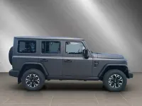 Neu BAW 212 166 PS (122 kW) 2026 Grau
