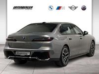 Gebraucht BMW 740 Executive 286 PS (210 kW) 2023 Oxidgrau Limousine