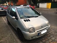 Gebraucht Renault Twingo 75 PS (55 kW) 2004 Silber metallic Kleinwagen