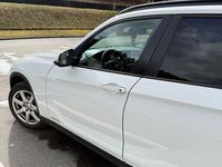 Gebraucht BMW X1 143 PS (105 kW) 2014 Weiß SUV