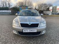 Gebraucht Skoda Octavia Elegance 160 PS (117 kW) 2011 Braun Kombi