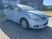 Gebraucht Toyota Verso 147 PS (108 kW) 2012 Blau Van / Kleinbus
