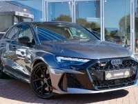 Neu Audi RS3 Sport 400 PS (294 kW) 2026 Daytonagrau perleffekt Limousine