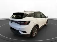 Begagnad VW ID.4 Pro Performance 150 kW (204 HK) 2023 Vit SUV