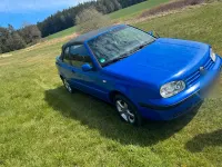 Używany VW Golf 75 KM (55 kW) 2020 Niebieski Kabriolet