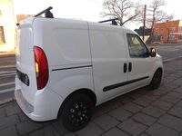 Gebraucht Fiat Doblò 105 PS (77 kW) 2017 Colore esterno (weiß) Van / Kleinbus